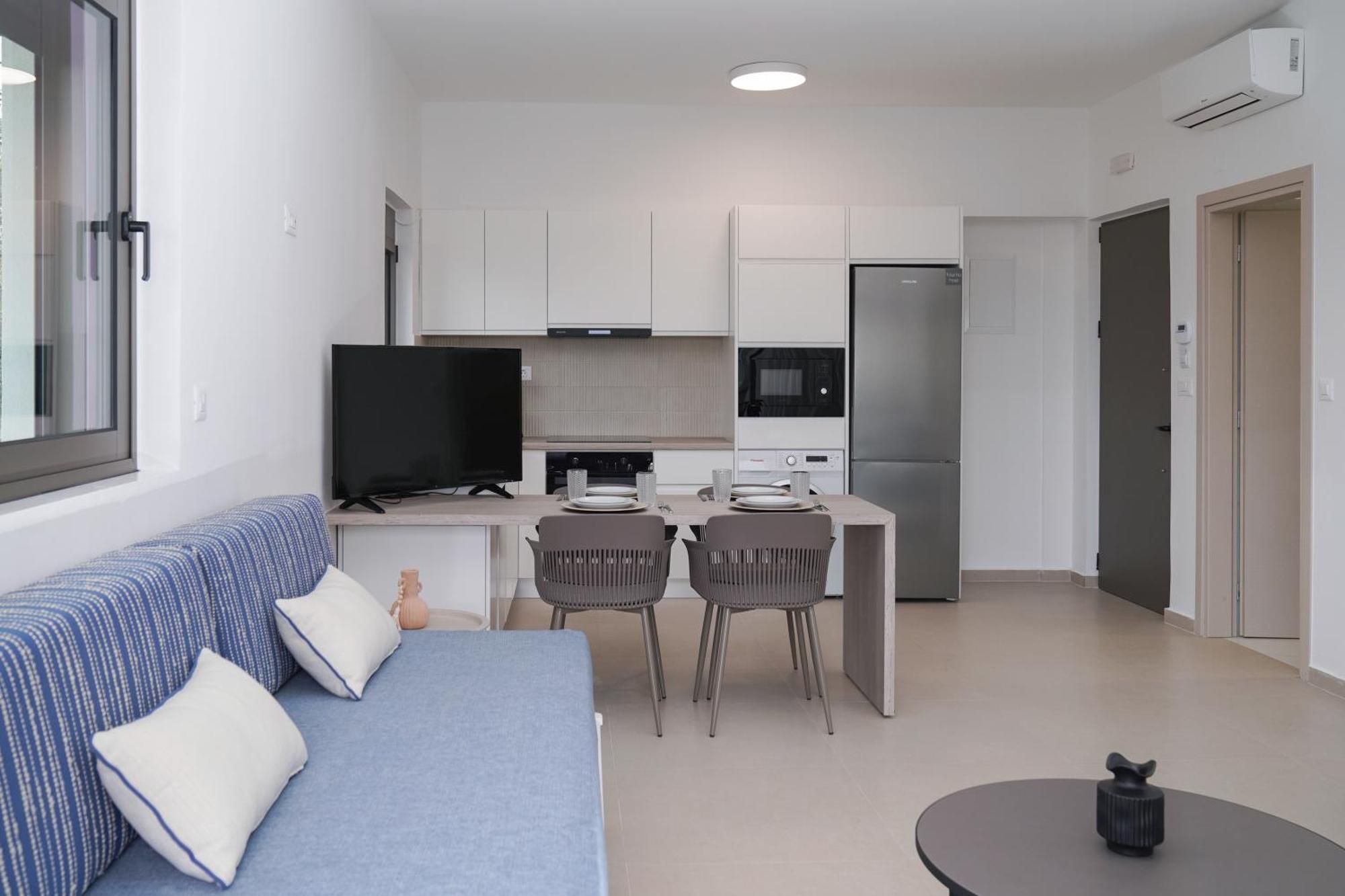 Apartment Tersanas Mare 01